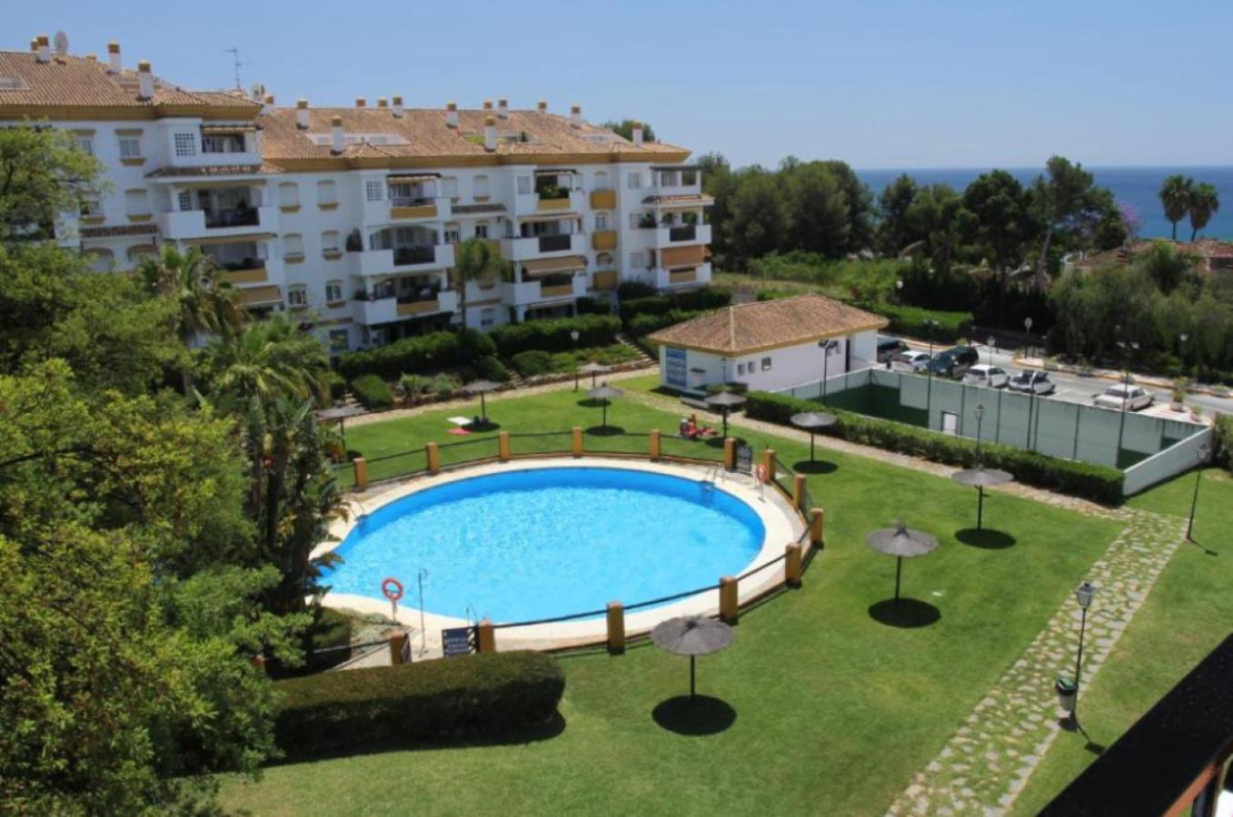 Pinos De Nagueles With Pool By Homing Holiday home *